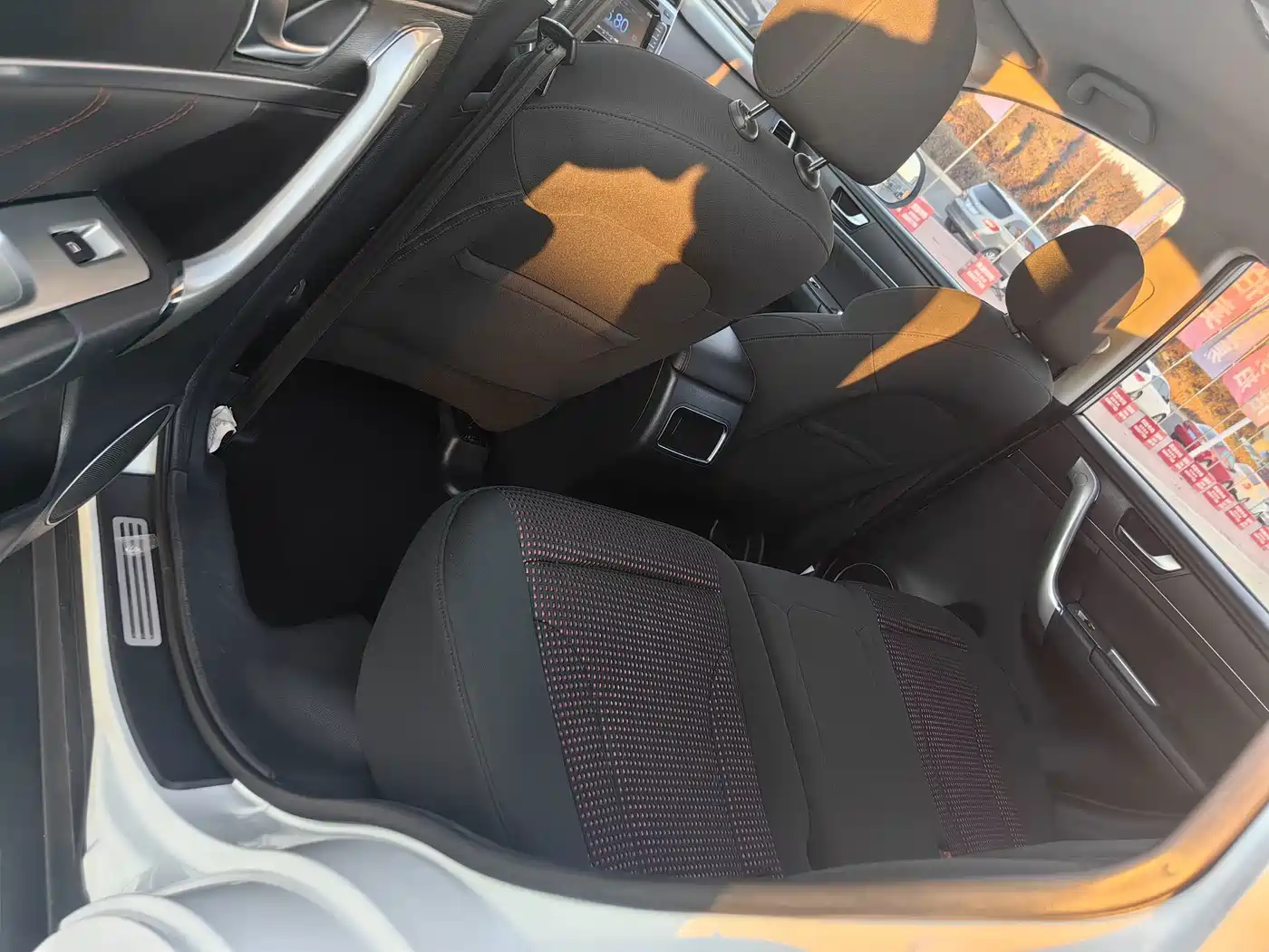 Photo 5 - Haval M6