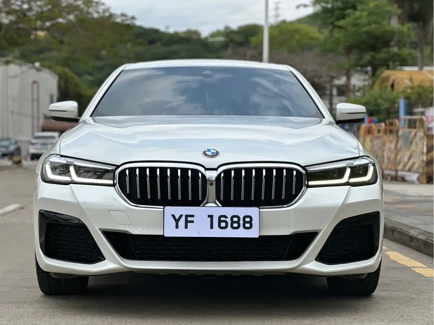 BMW 5-SERIES