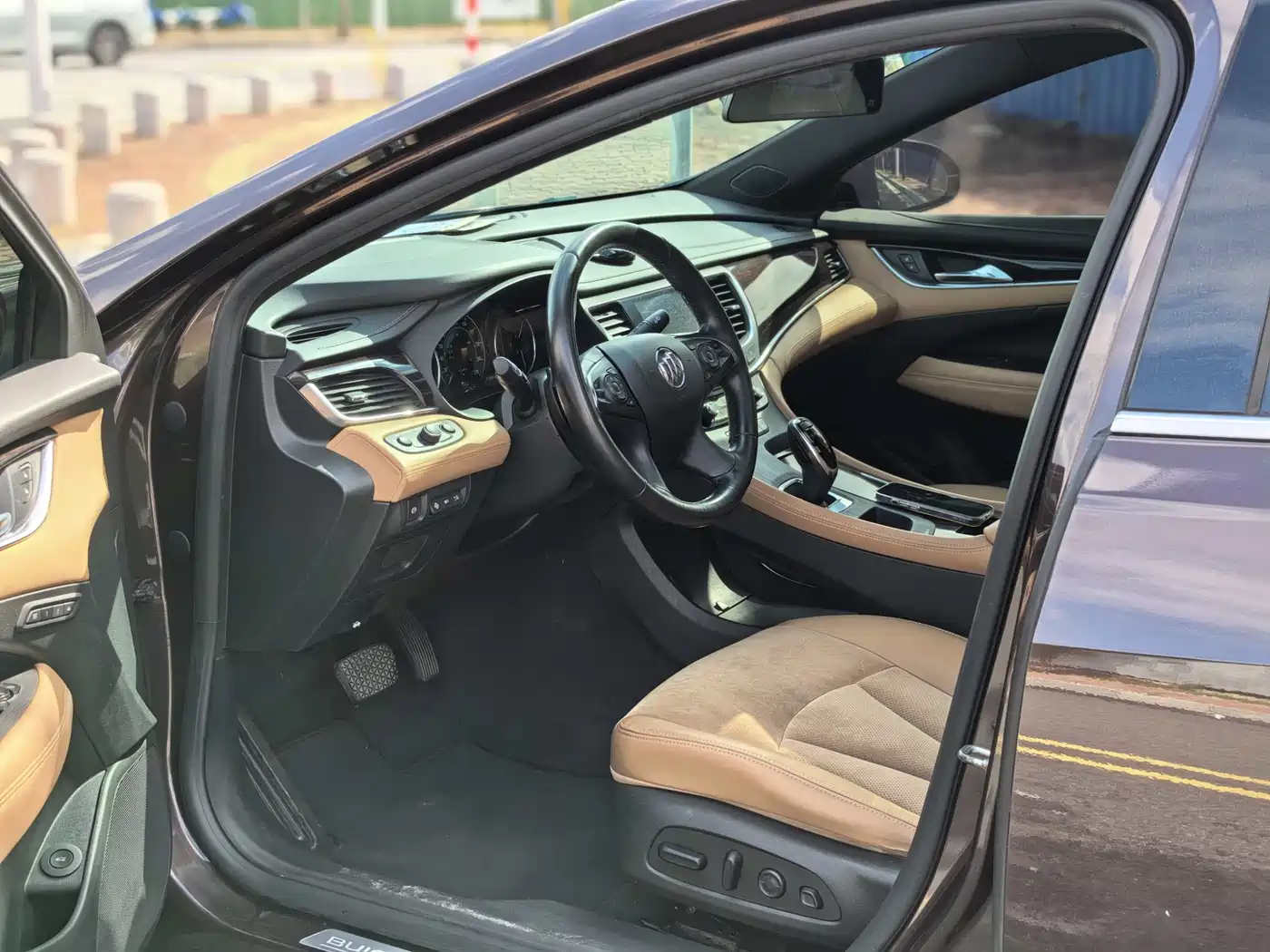Buick LaCrosse 2018 Model 20T Luxury Edition фото 8