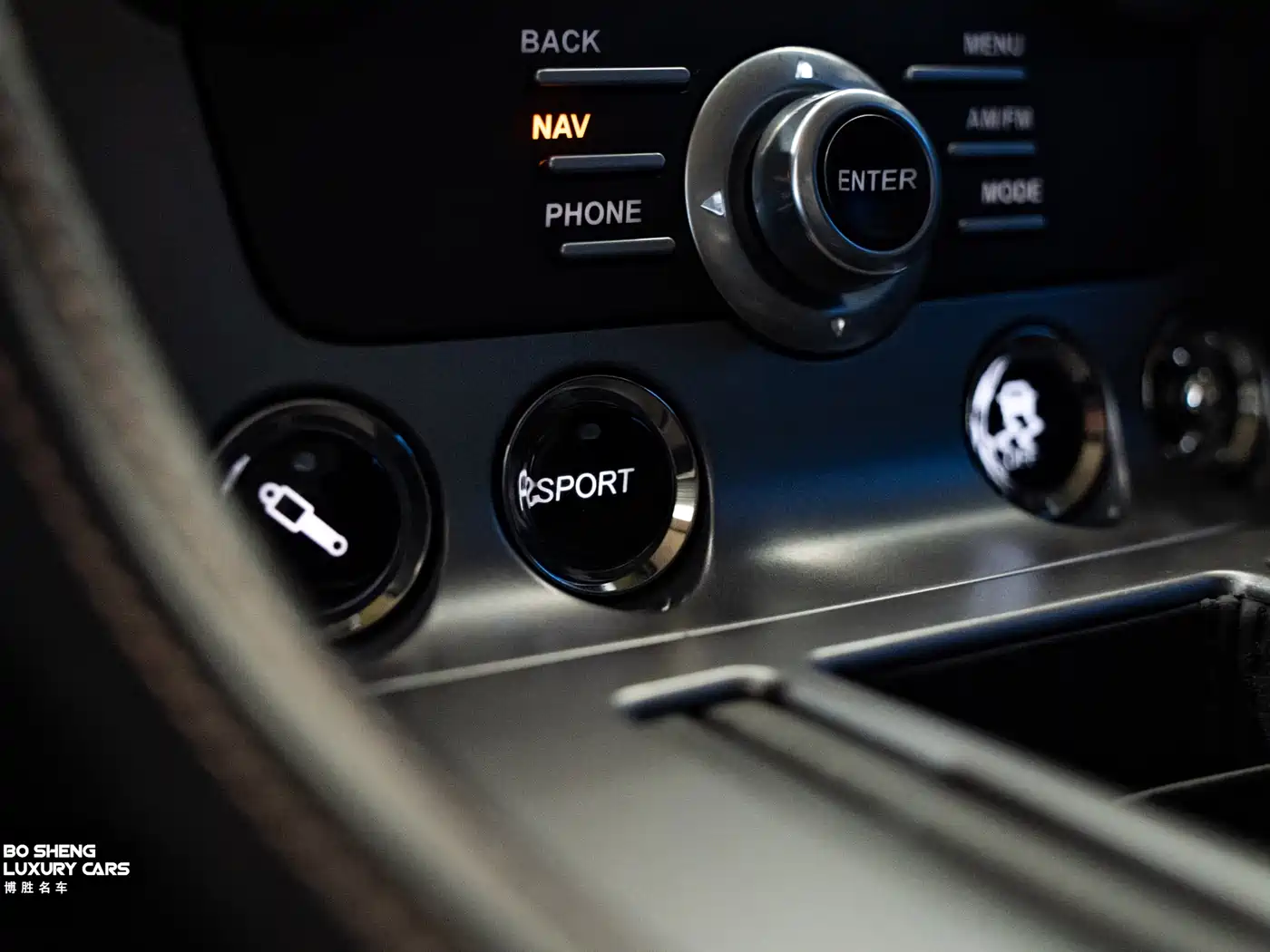 Aston Martin Virage 2012 6.0 Coupe фото 13