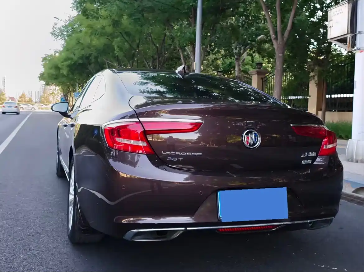 Buick LaCrosse 2016 Model 28T Luxury фото 5