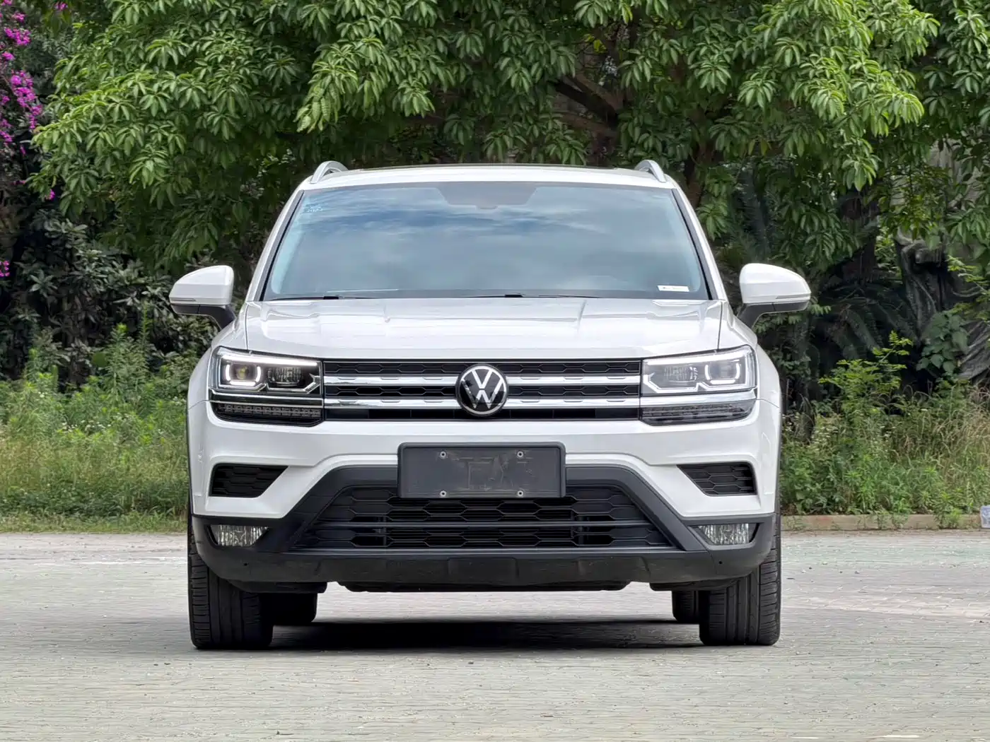Volkswagen Tharu 2022 280TSI FWD Luxury Edition фото 2