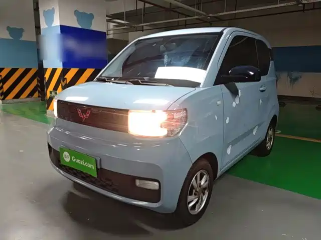 Wuling Hongguang MINI EV Комфорт, литий-железо-фосфатный аккумулятор