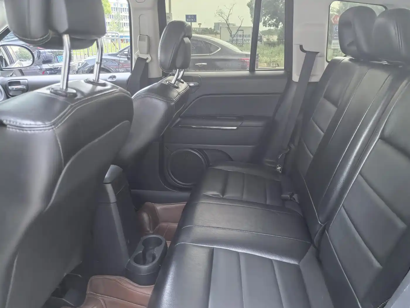 Jeep Compass (Import) 2012 2012 2.4L AWD Luxury Edition