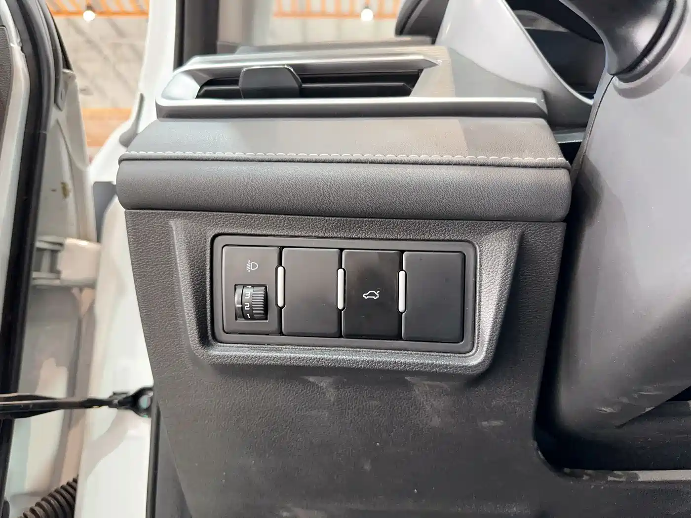 GEELY AUTOMOBILE EMGRAND