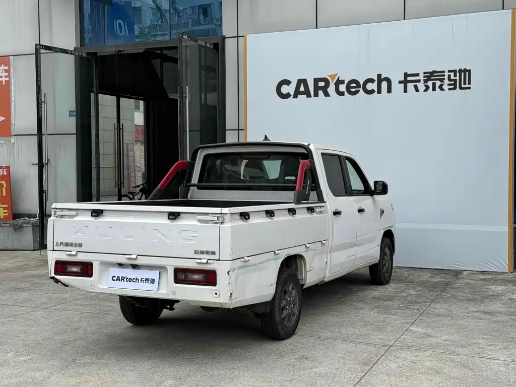 Wuling Motors Wuling Journey 2023 2021 1.5L Pioneer LAR