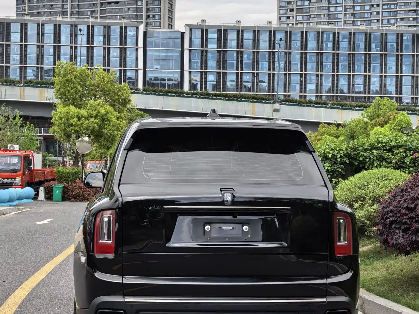ROLLS-ROYCE CULLINAN