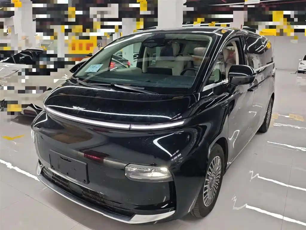 Geely Galaxy Yizhen L380 2025 Model 650km Flagship Edition AWD фото 2