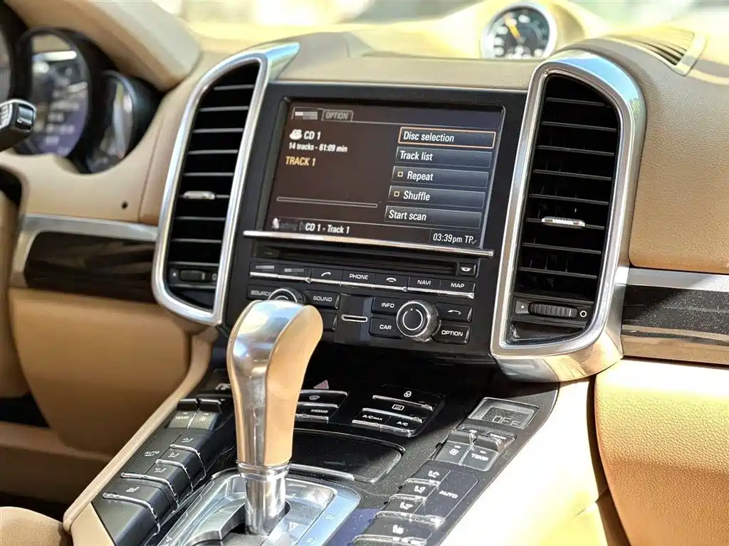 Porsche Cayenne 2011 Cayenne 3.0T фото 6