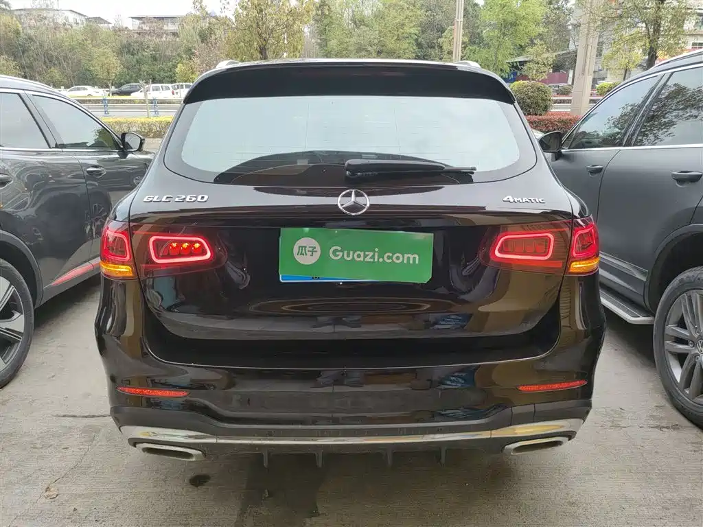 Mercedes-Benz GLC 2022 Model GLC 260 L 4MATIC Luxury Edition фото 4