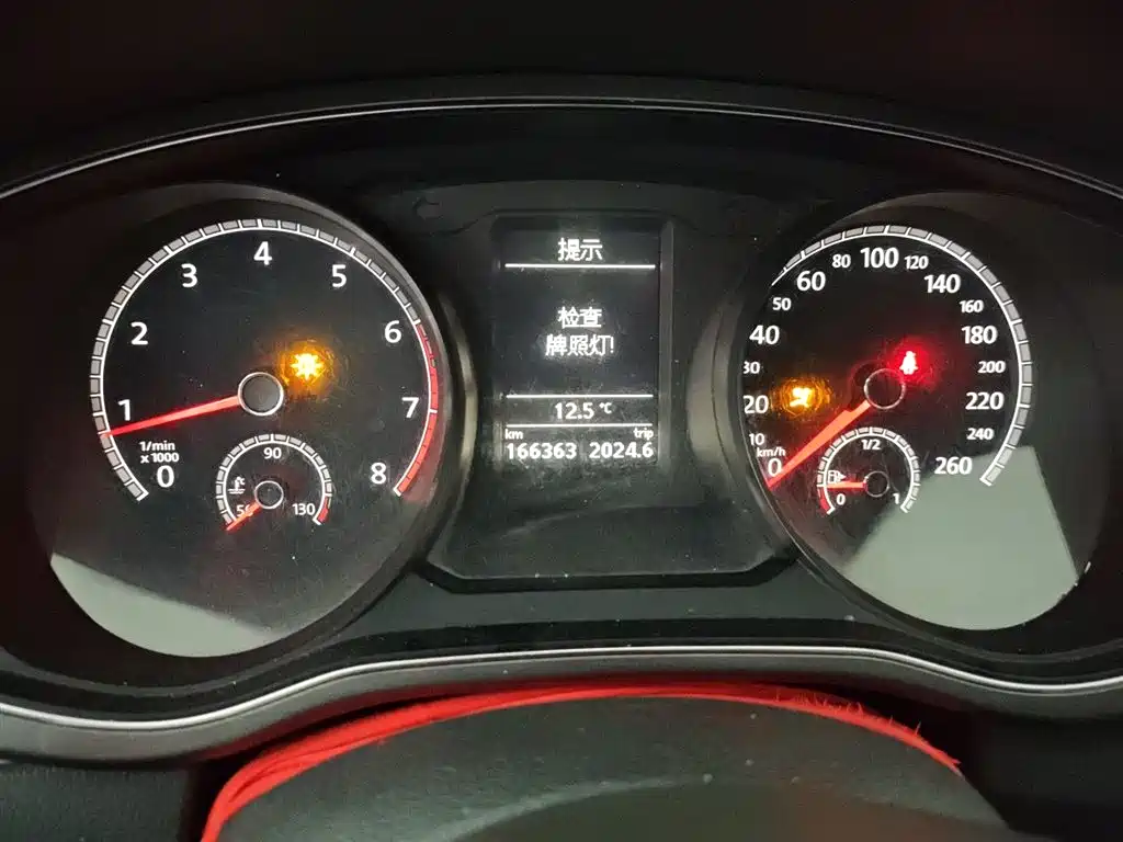 Volkswagen Passat 2017 280TSI DSG Prestige фото 12