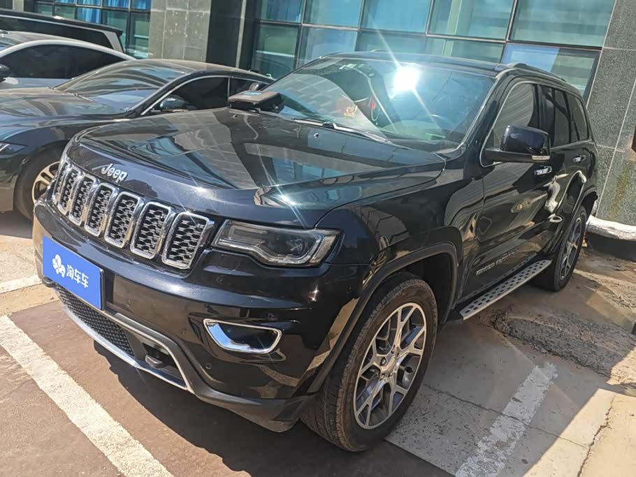 Jeep Grand Cherokee (Import)