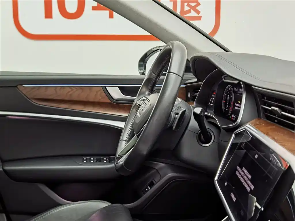 Audi A6L 2021 45 TFSI Exclusive Elegance фото 22