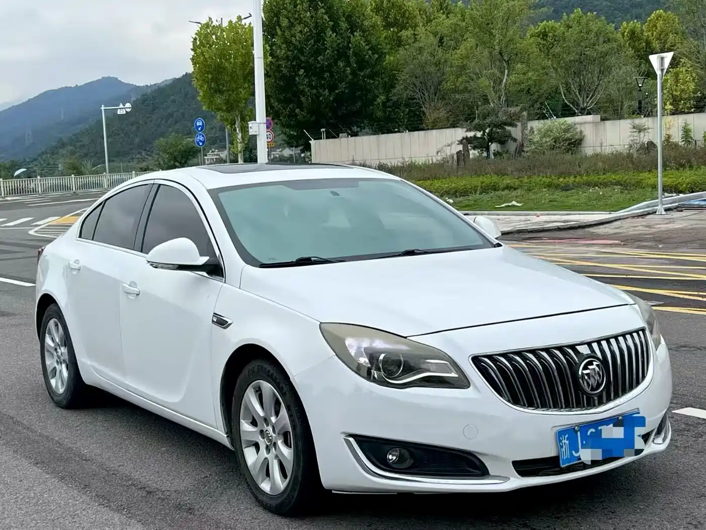 Buick Regal 2015 1.6T Leading Tech Edition фото 5