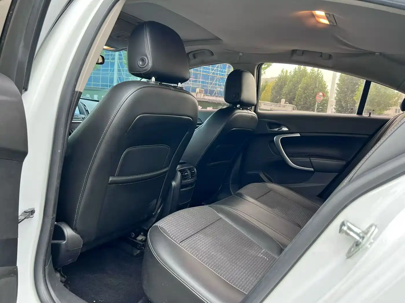 Buick Regal 2015 1.6T Leading Tech Edition фото 9
