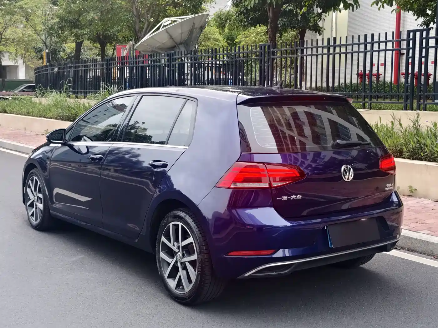 Volkswagen Golf 2020 Beloved Edition 280TSI DSG Comfort фото 6