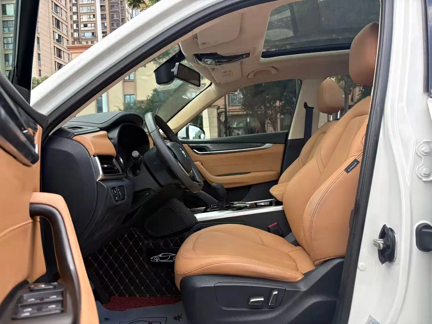 Zhonghua V7 2019 2018 280T Manual Luxury 5-Seater