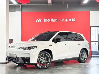 Leapmotor C10