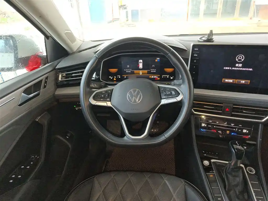 Volkswagen Sagitar 2023 Model Year 200TSI DSG Surpass Edition фото 7