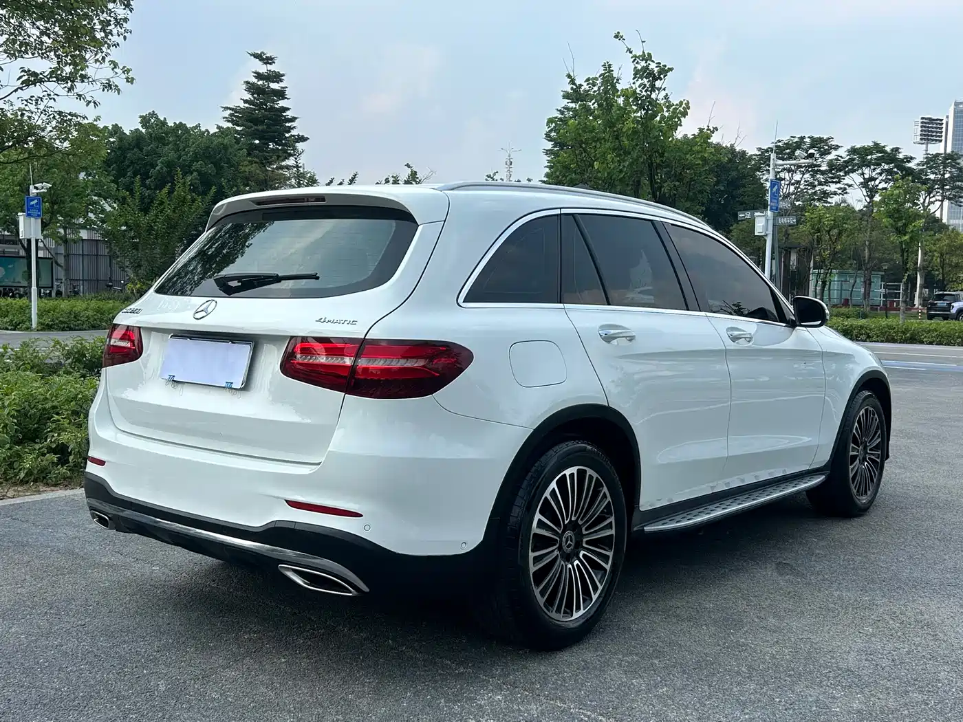 Mercedes-Benz GLC 2018 GLC 260 4MATIC Dynamic фото 13