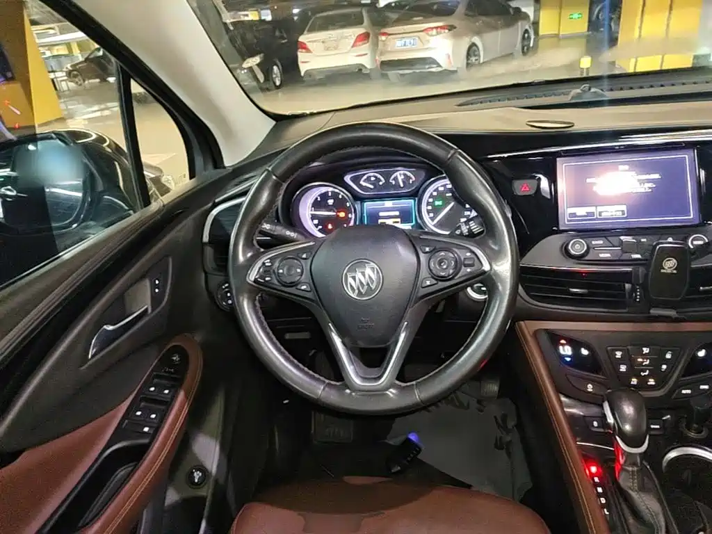 Фото 11 - Buick Envision Plus