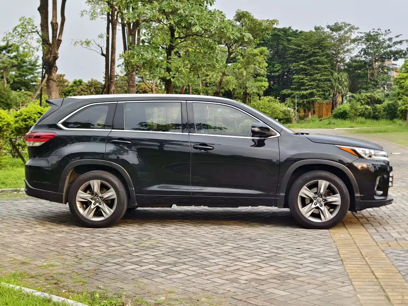 Toyota Highlander 2018 2.0T 4WD Luxury 7-seater (China V) фото 7
