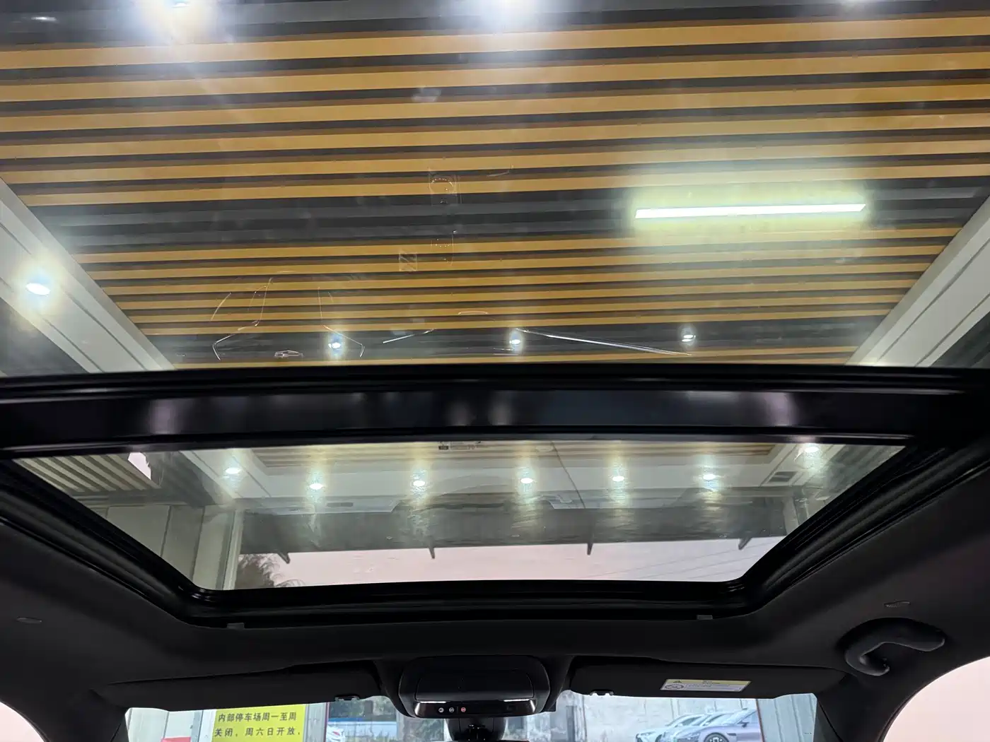 Cadillac XT5 2022 2.0T 2WD Luxury фото 18