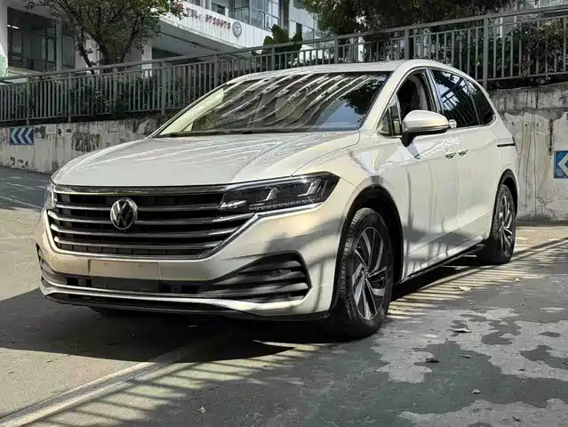  Volkswagen Viloran 2020 330TSI Luxury Edition
