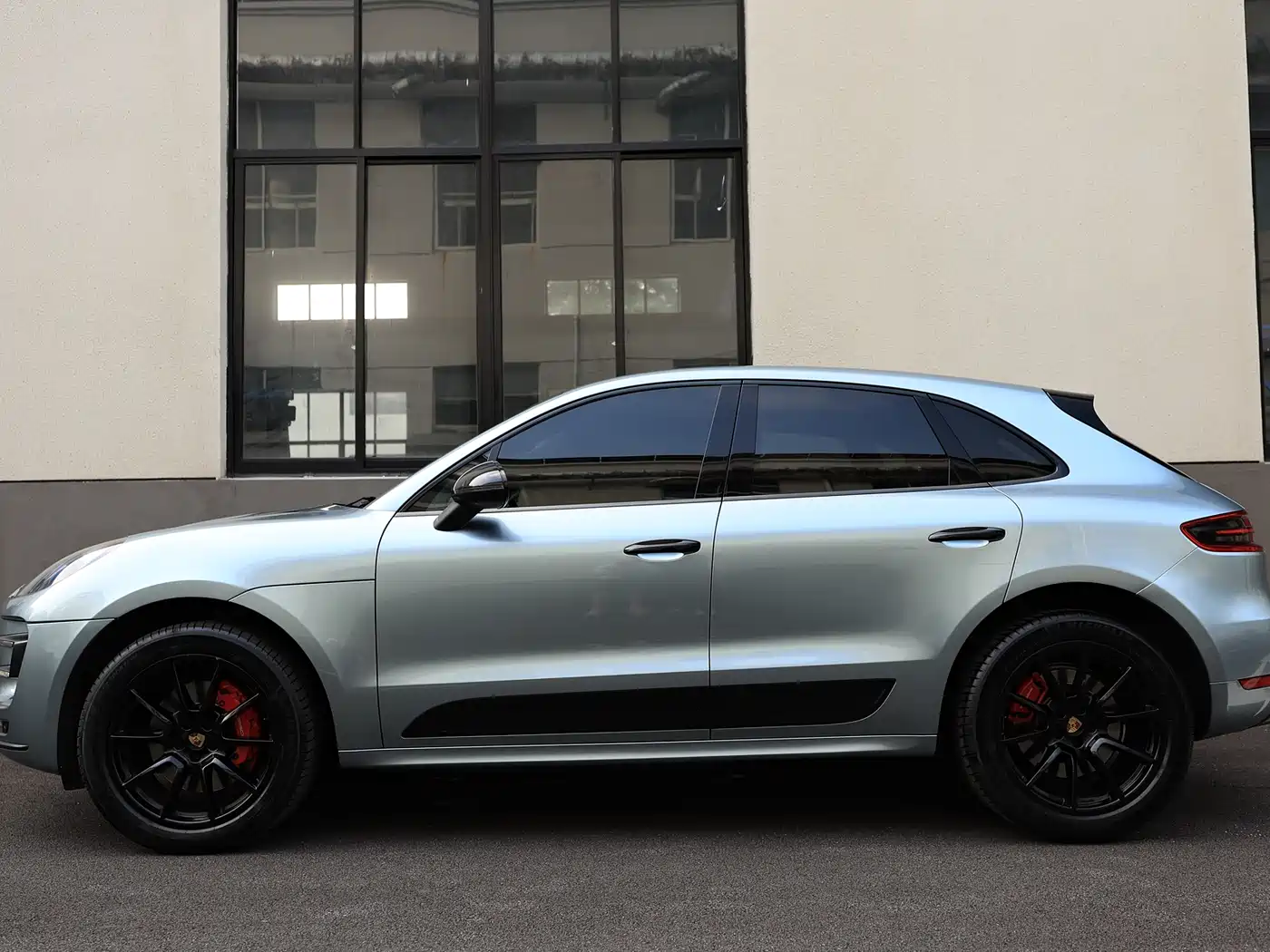 Porsche Macan 2017 Macan Turbo 3.6T фото 3