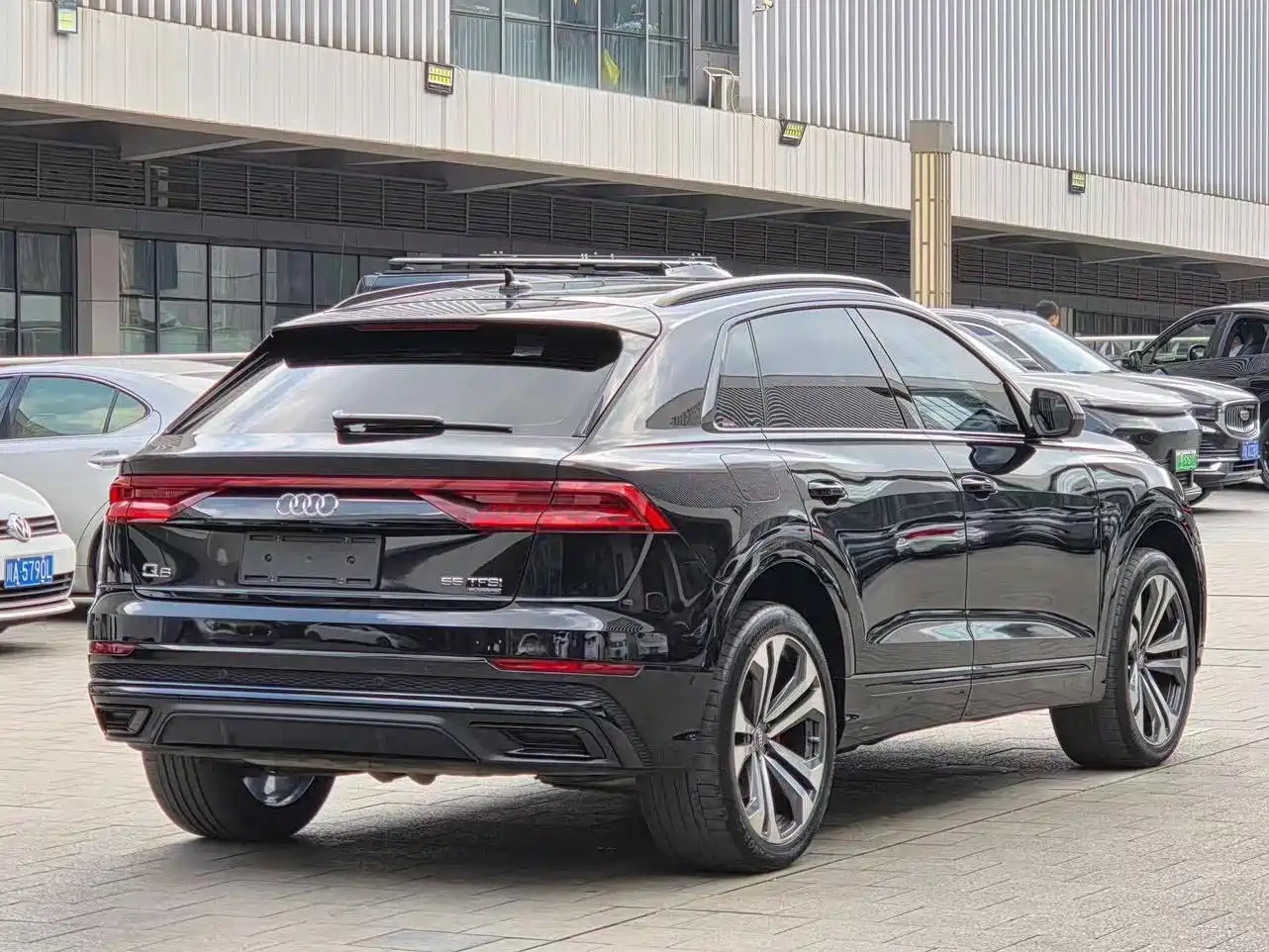 Audi Q8 2020 2019 55 TFSI Premium Dynamic
