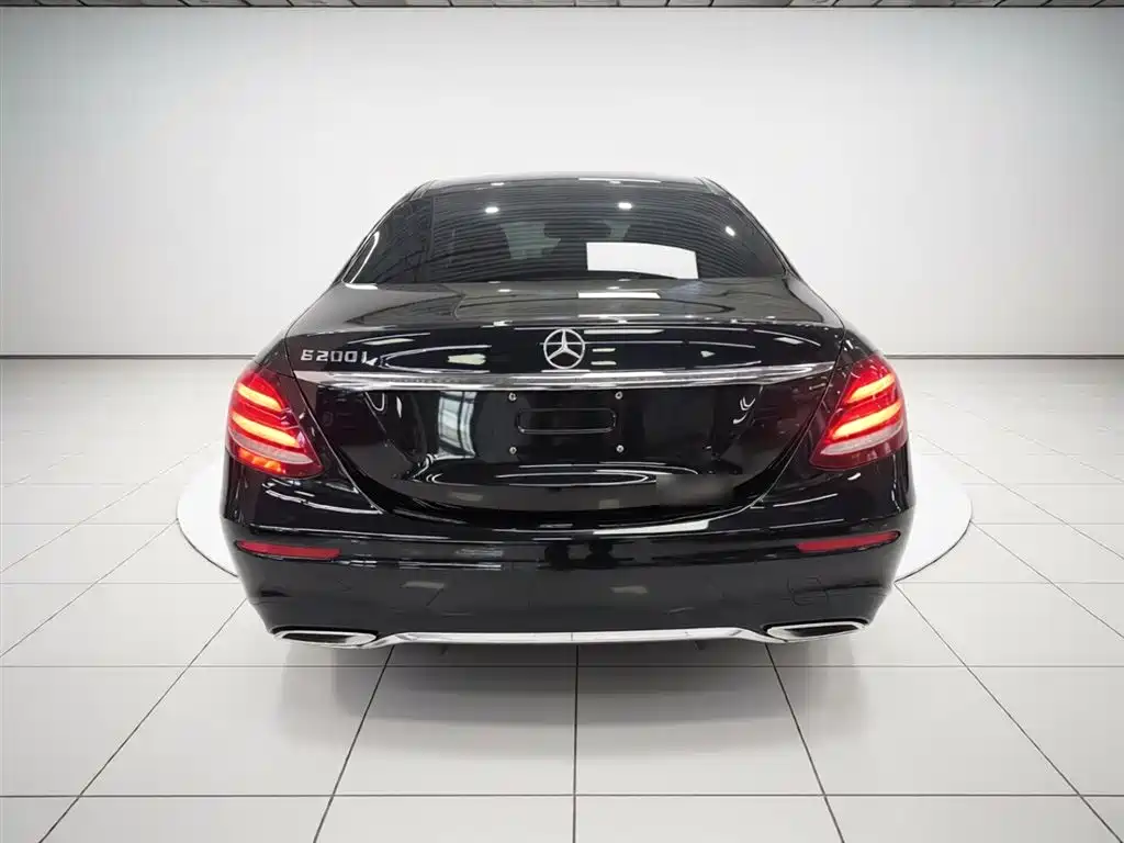 Mercedes-Benz E-Class 2016 E 200 L Sport Type фото 6