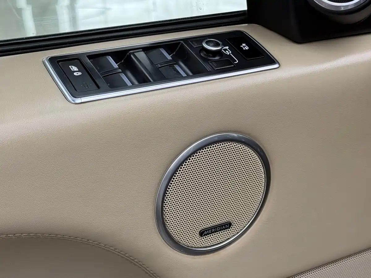 Land Rover Range Rover 2013 5.0 SC V8 AB Ultimate Genesis Edition фото 10