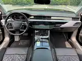 Фото 10 - Audi A8