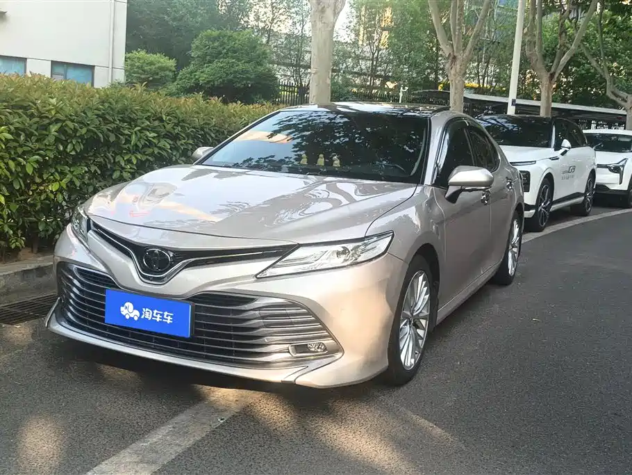Toyota Camry 2018 2.5G Luxury Edition