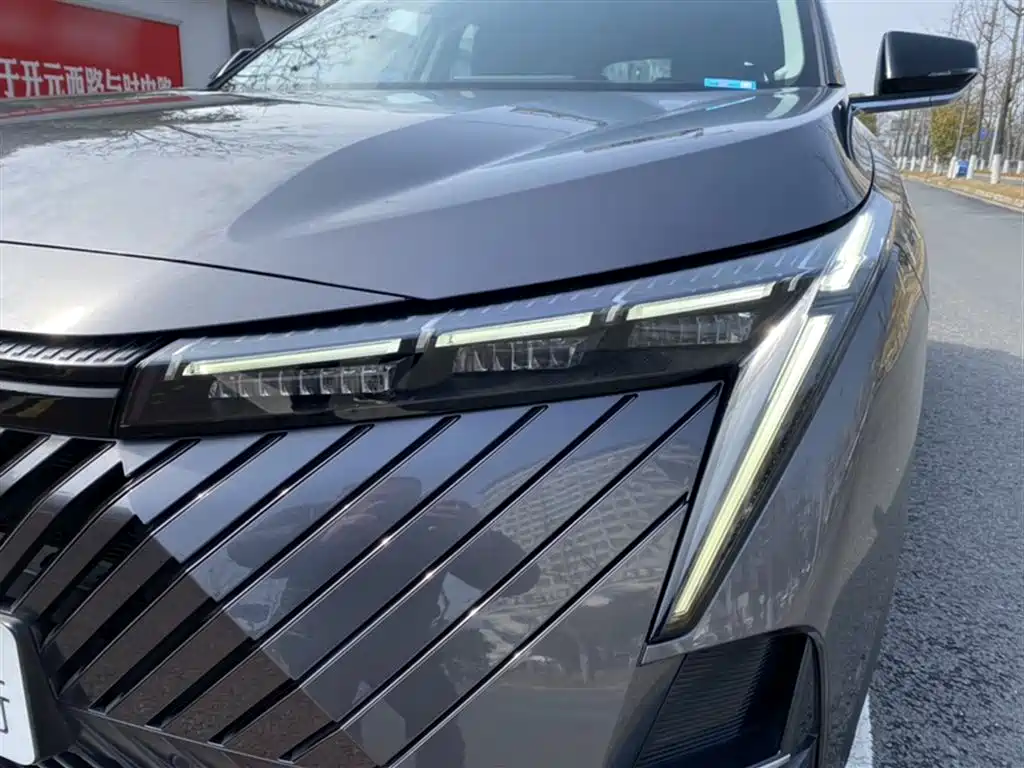 GAC TRUMPCHI SHADOW COOL