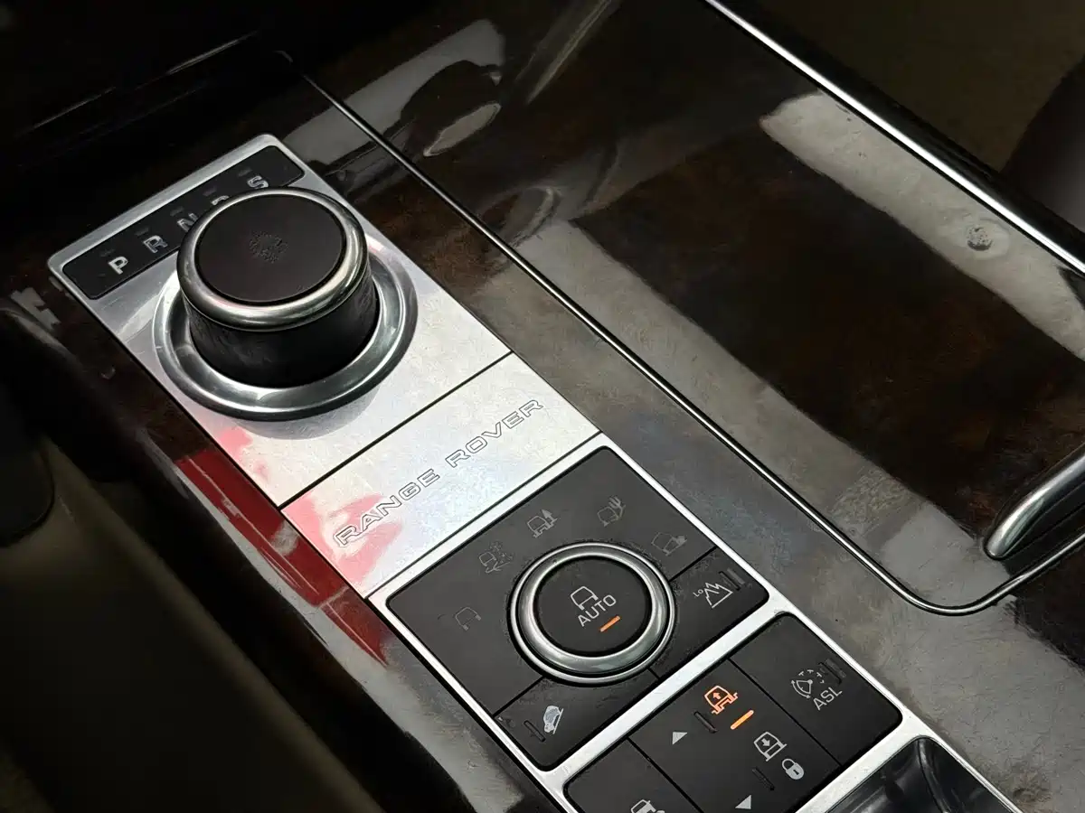 Land Rover Range Rover 2013 5.0 SC V8 AB Ultimate Genesis Edition фото 15