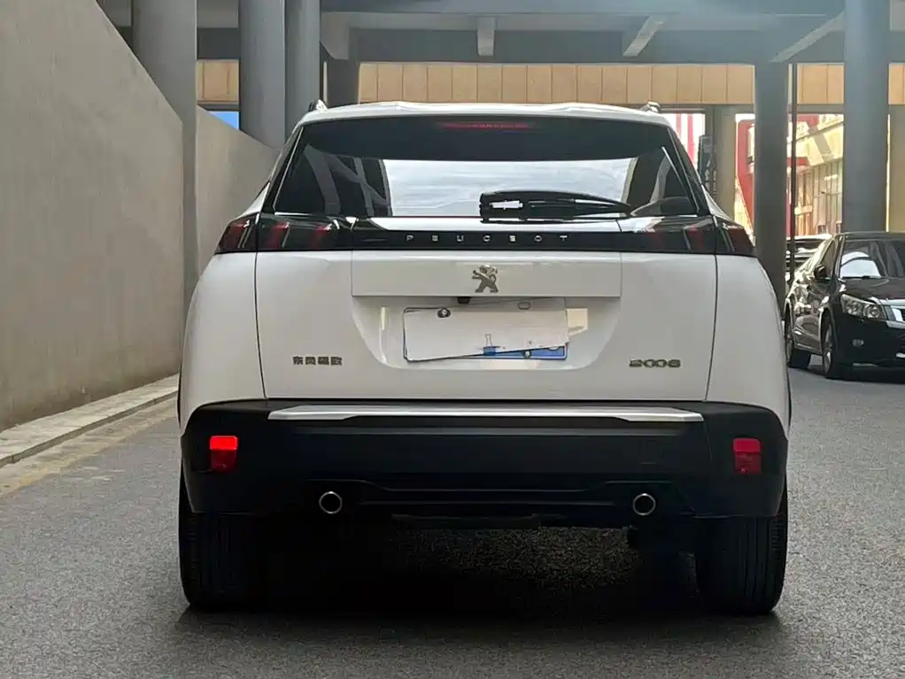 Photo 4 - Peugeot 2008