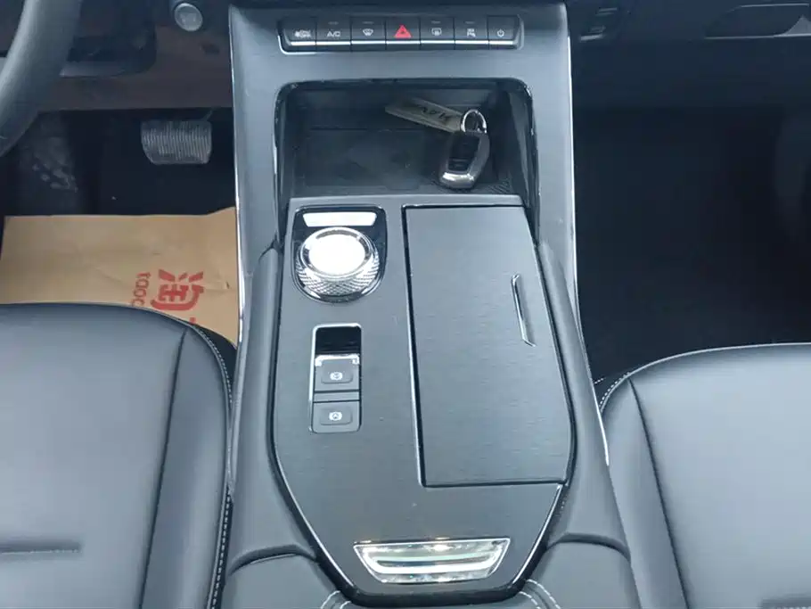 Haval H6 2024 Model 1.5T 2WD Classic Edition фото 16