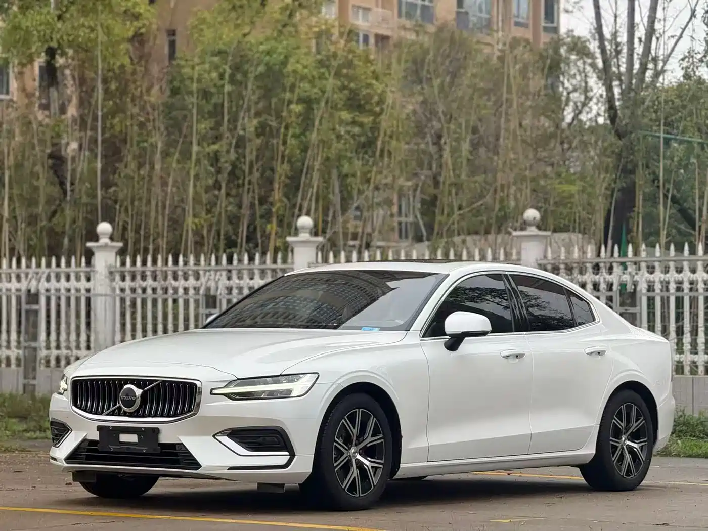 Volvo S60 2024 2024 B4 Elegance Luxury Edition