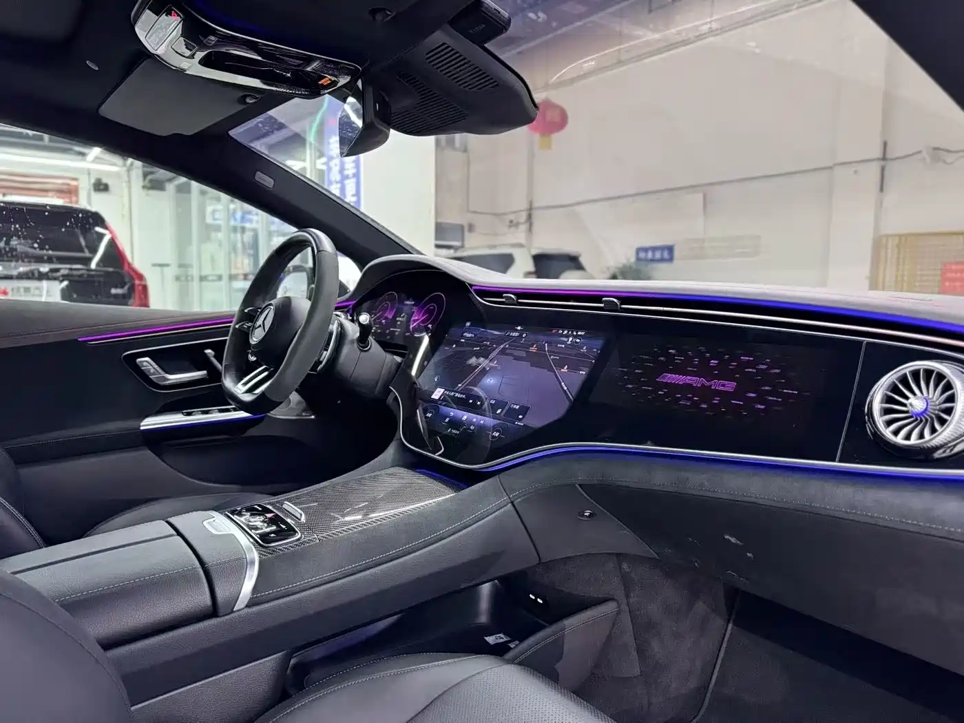 MERCEDES-BENZ EQE AMG