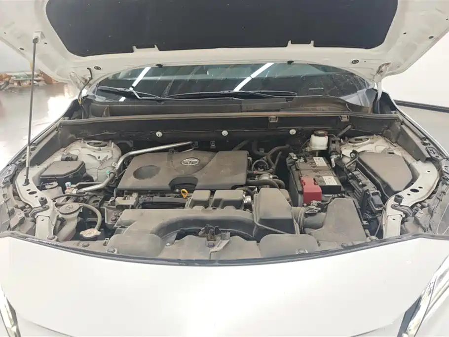 Toyota Venza 2023 2.0L CVT FWD Premium фото 10