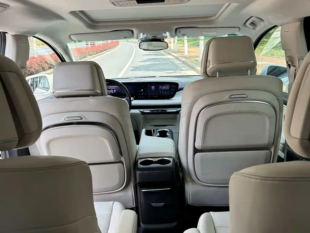 BUICK GL8 NEW ENERGY