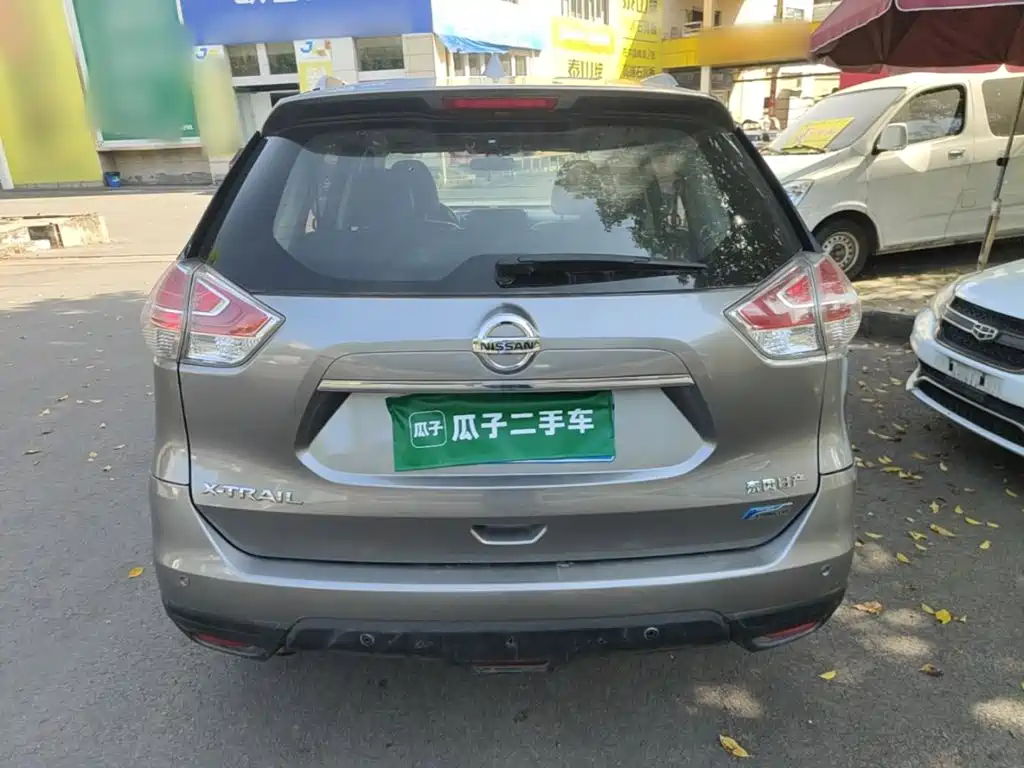 Фото 6 - Nissan X-Trail