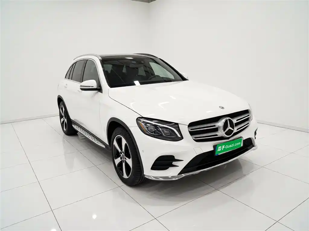 Mercedes-Benz GLC 2019 GLC 260 L 4MATIC Luxury фото 4