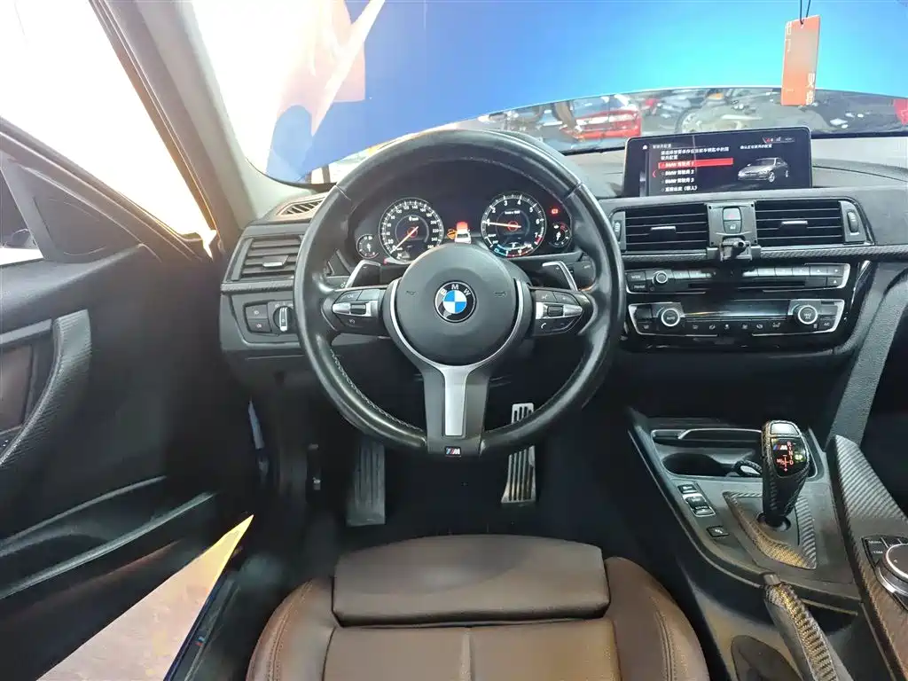 BMW 3 Series 2019 320Li M Sport Package фото 3