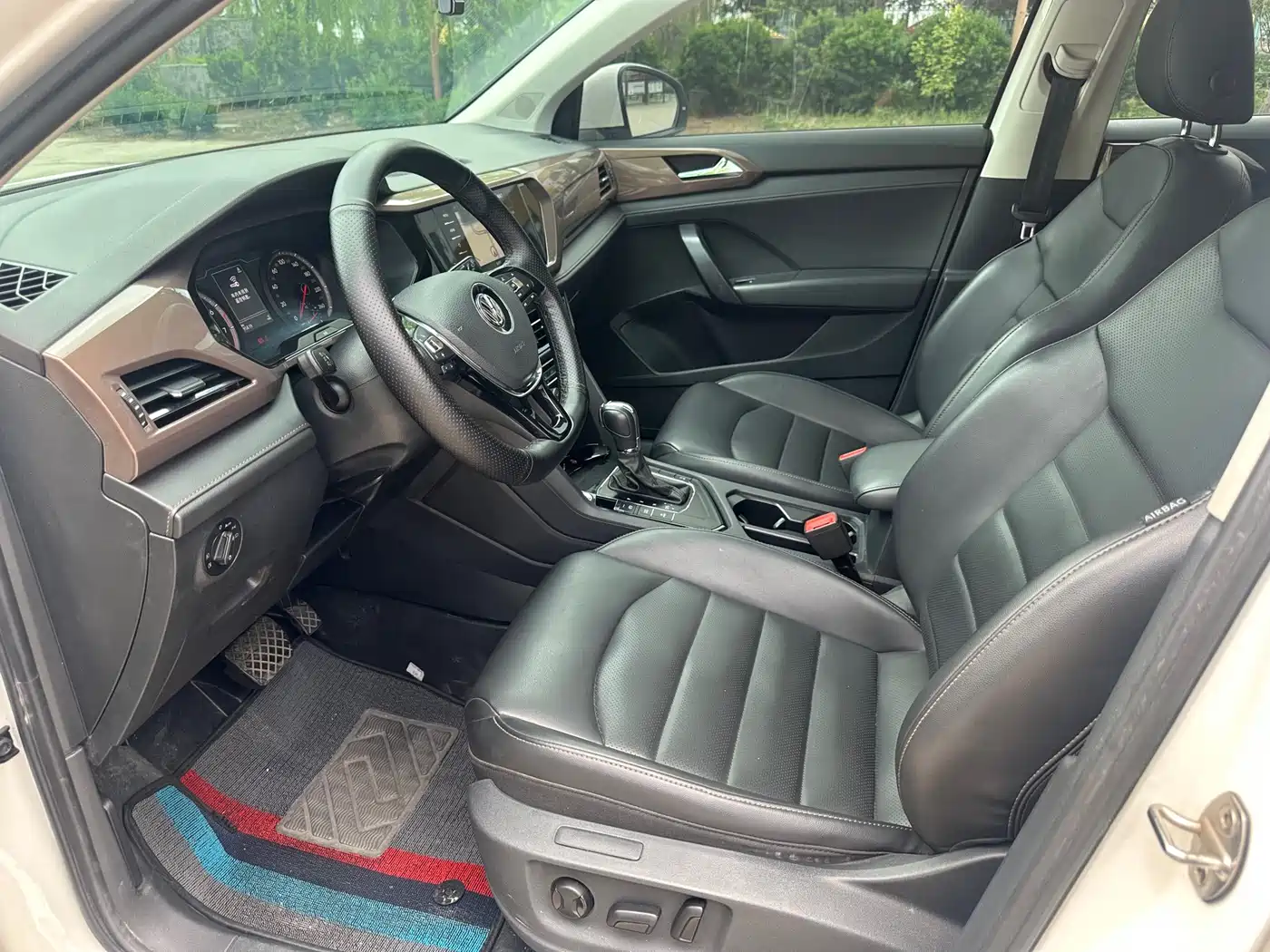 Volkswagen Tharu 2020 Model 280TSI 2WD Luxury Plus China VI фото 4