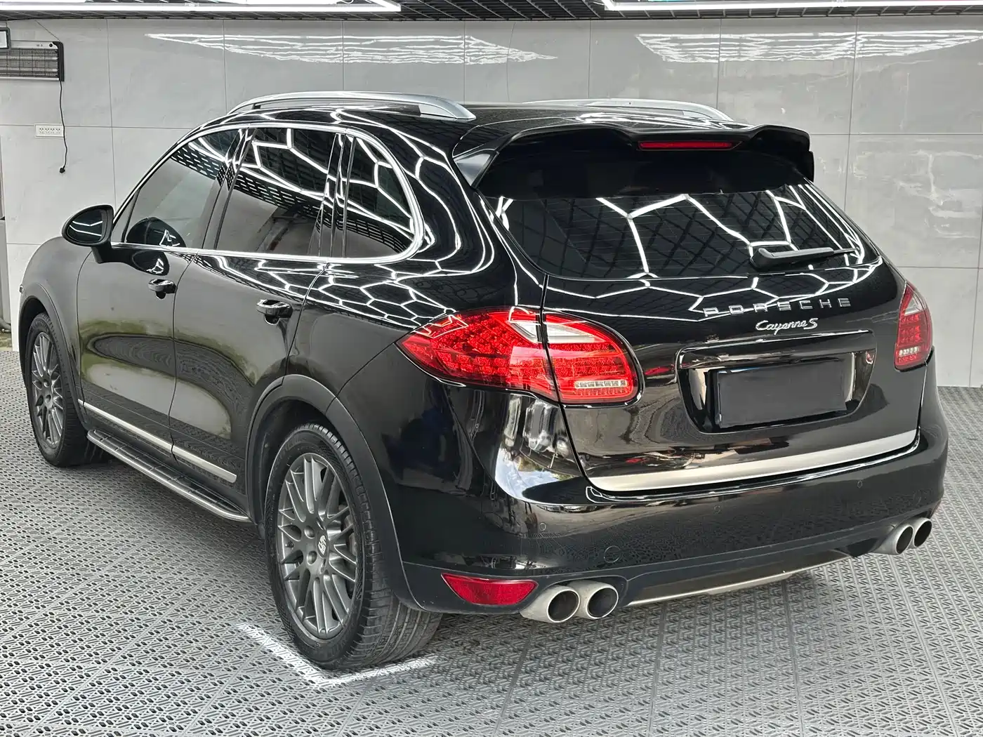 Porsche Cayenne 2011 Cayenne S 4.8L фото 6