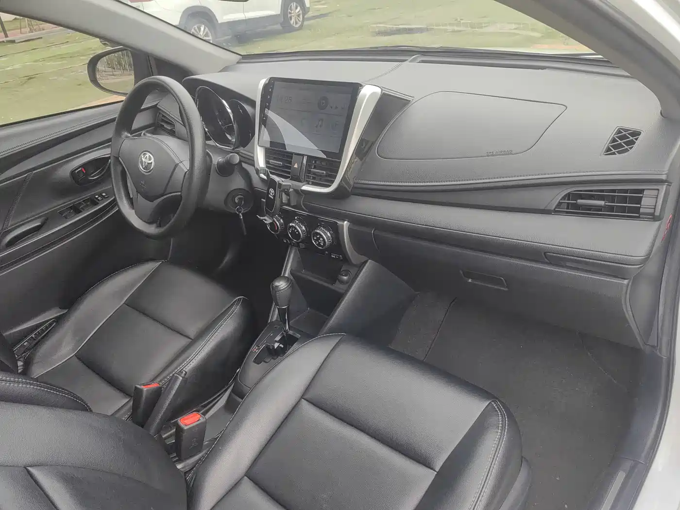 Toyota YARiS L Zhi Xiang 2019 1.5E CVT Charming China VI фото 4
