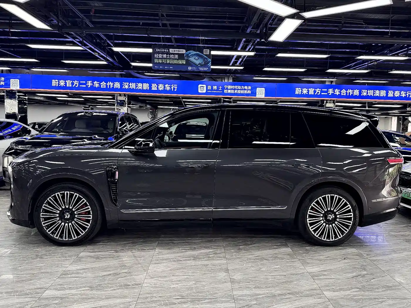NIO ES8 2025 2025 Model 6-Seat Executive Luxury Edition