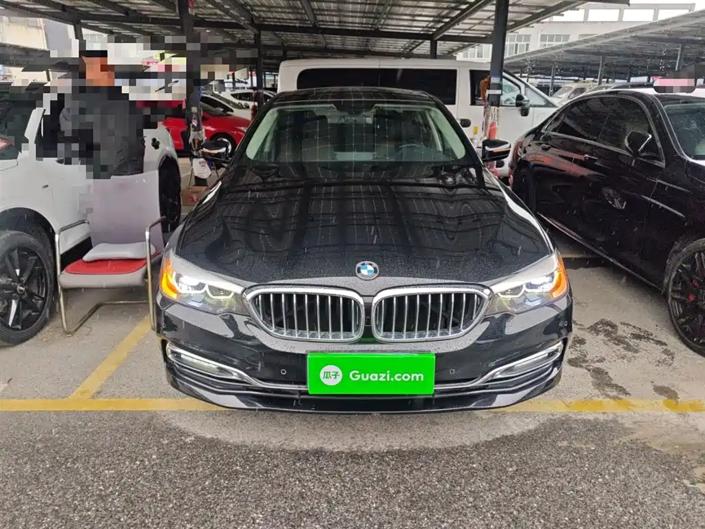 BMW 5 Series 2019 525Li Luxury Package фото 3